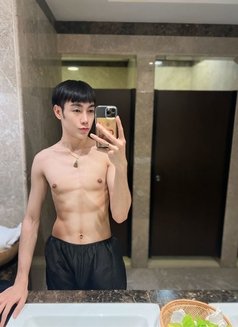 ToTo Both guy 🇹🇭 - Male escort in Riyadh Photo 1 of 9