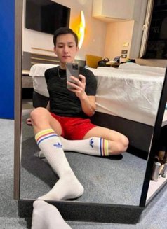 Toto - Male escort in Muscat Photo 7 of 14