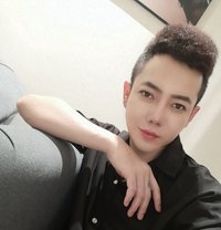 Touch And Care_اللمس والعناية - Acompañantes masculino in Dubai Photo 3 of 6