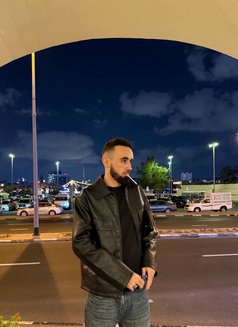 Toxic - Male escort in Dubai Photo 3 of 6