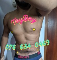 Toy Boy for Married MILFs / Aunties - Male escort in Colombo
