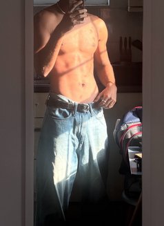 Toy Boy Sam - Male escort in Colombo Photo 1 of 2