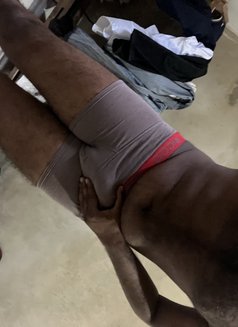 Toy Boy Yoshitha - Male escort in Colombo Photo 7 of 9
