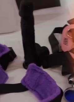 Stong trans - Transsexual escort in Kuwait Photo 2 of 2