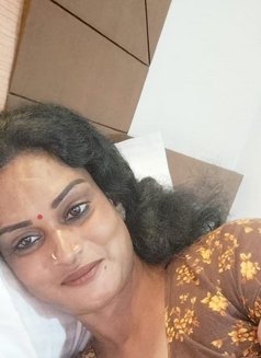 Transexual salem Priya kutty - Transsexual escort in Coimbatore Photo 1 of 4