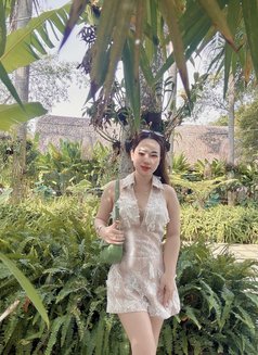 Tracy - puta in Dubai Photo 2 of 4