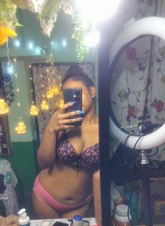 Tracy - escort in Kolkata Photo 1 of 4