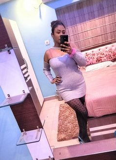 Tracy - escort in Kolkata Photo 2 of 4