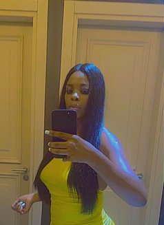 Tracy - Masajista in Accra Photo 1 of 5