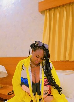 Tracy - escort in Bangalore Photo 5 of 5