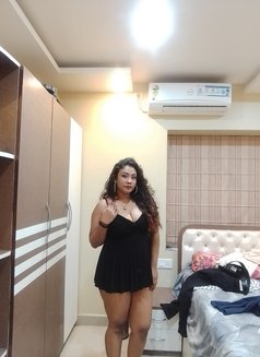 Tracy Walter - escort in Kolkata Photo 7 of 7