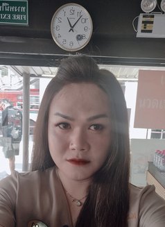 Traditional Top shemale Massage - masseuse in Bangkok Photo 10 of 15