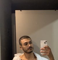 Tragusxium - Male escort in İstanbul