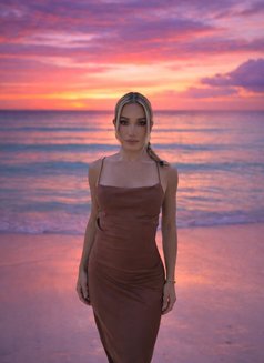 Tranforyou - Transsexual escort in Manila Photo 21 of 23