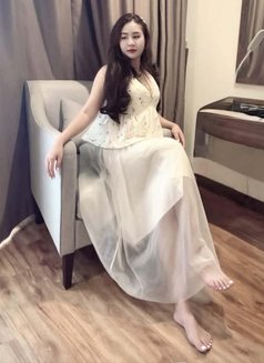 Trang - escort in Phu Quoc Photo 3 of 5