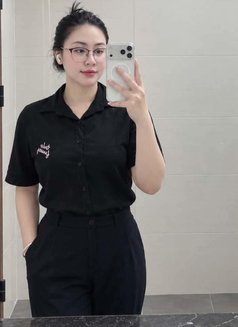 Trang - escort in Phu Quoc Photo 4 of 5
