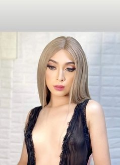 Yuki Ika - Transsexual escort in Manila Photo 2 of 5