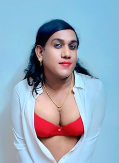 PORN QUEEN SILUKKU MAAMI - Transsexual escort in Chennai Photo 6 of 16