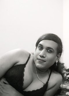 PORN QUEEN SILUKKU MAAMI - Transsexual escort in Chennai Photo 8 of 16