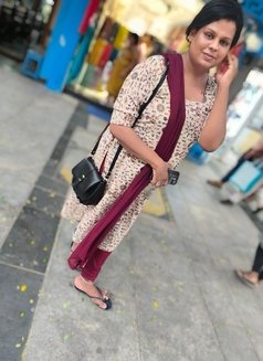 Tranny Chennai Nisha - Transsexual escort in Chennai Photo 4 of 5