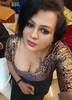 Tranny Chennai Vellacheri - Transsexual escort in Chennai Photo 3 of 4