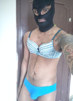 Tranny Lover - Intérprete masculino de adultos in Abu Dhabi Photo 2 of 2