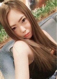 TRANS > 1CELINE TOPS - Transsexual escort in Manila Photo 17 of 17