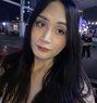 Trans Arlie Hottie - Acompañantes transexual in Makati City Photo 1 of 8