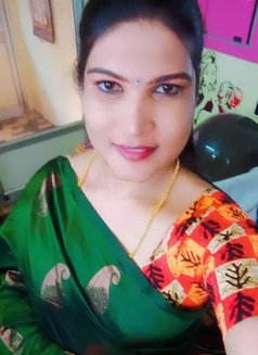 Trans Big Boobs Video Call and Real Meet - Transsexual escort in Chennai Photo 4 of 4
