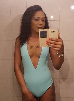 Trans Black Toulouse - Transsexual escort in Toulouse Photo 6 of 7