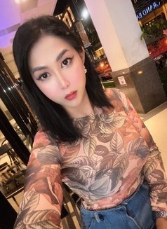 TRANS CHENN (Meet&Camshow) - Transsexual escort in Makati City Photo 13 of 30