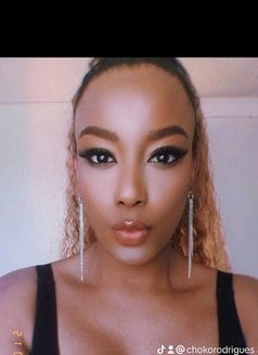 Trans Choko Rodrigues - Transsexual escort in Bangkok Photo 1 of 13