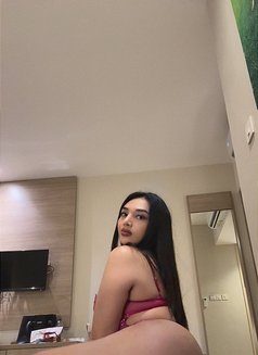 Trans Felixia Exclusive Companion - Transsexual escort in Jakarta Photo 6 of 7