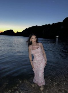 ๐น๐ทTrans Giฬrl alara - Transsexual escort in Jeddah Photo 6 of 7