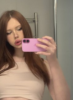 Trans Girl Lyolya - Transsexual adult performer in Dubai Photo 5 of 10