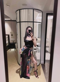 Trans Girl18cm - Transsexual escort in Ho Chi Minh City Photo 10 of 11