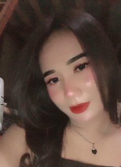 Trans Hot Ind - Transsexual escort in Jakarta Photo 1 of 16