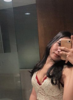Trans Hot Ind - Transsexual escort in Jakarta Photo 8 of 16
