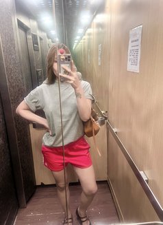 Trans Loves Getting Sucked - Transsexual companion in Manila Photo 2 of 3