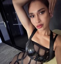 Trans Natalia Hawaiian Australian - Transsexual escort in Sydney