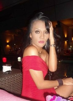 Trans Nayomie - Transsexual escort in Singapore Photo 8 of 8