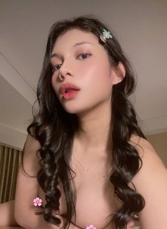 KARINA - Acompañantes transexual in Manila Photo 8 of 26