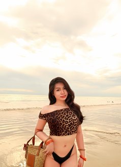 Trans Siren Maddie - Acompañantes transexual in Manila Photo 3 of 5