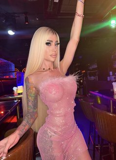 Barbie Trans from Spain🇪🇸 European XXL - Transsexual escort in Hong Kong Photo 18 of 18