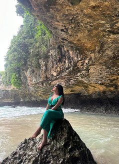 Trans Superstar Top and Bottom Bali - Acompañantes transexual in Bali Photo 1 of 24