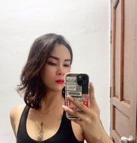 TRANS Versatile (Meet&Camshow) - Transsexual escort in Manila