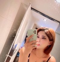 TRANS Versatile (Meet&Camshow) - Transsexual escort in Manila