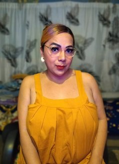 Trans Voluptous Miia - Acompañantes transexual in Manila Photo 6 of 9