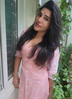 Trans women hyderabad - Transsexual escort in Hyderabad Photo 2 of 5