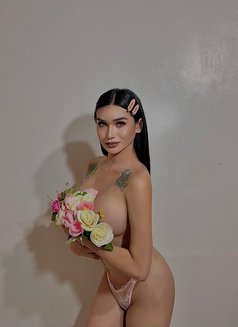 Transangel - Transsexual escort in Manila Photo 2 of 9
